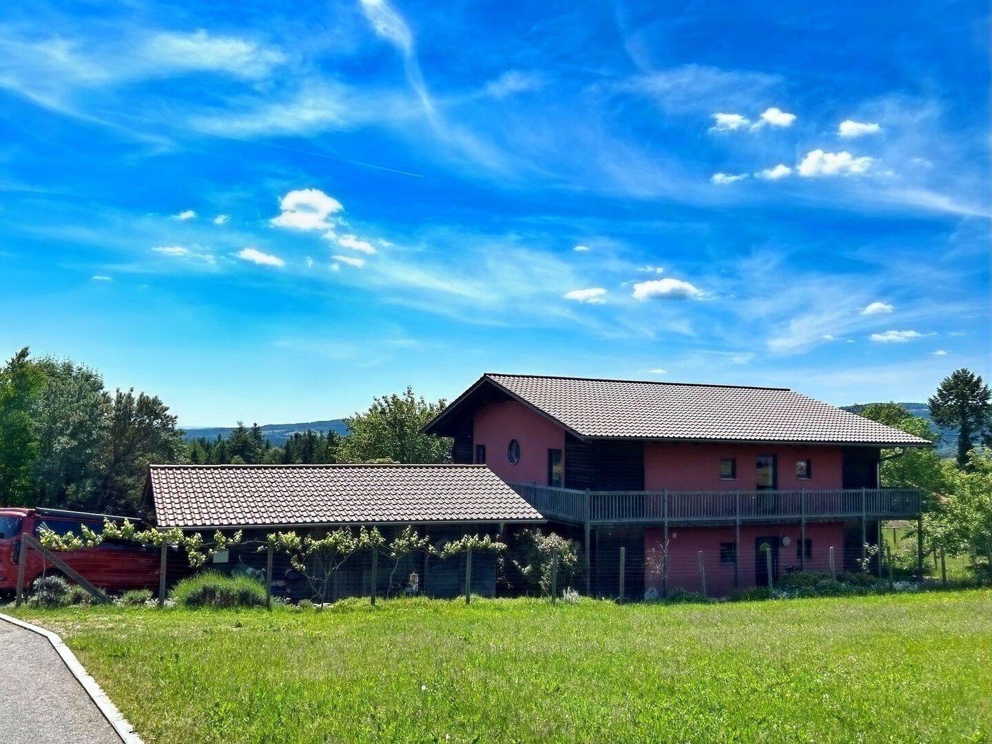 Niedrigenergie-Traumhaus mit traumhaftem Ausblick, 94372 Rattiszell