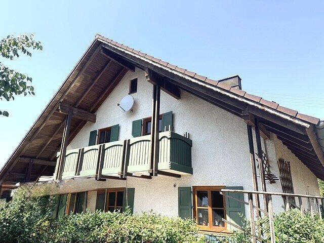 ***Ruhig gelegene 3-Zimmer-Dachgeschoss-Mietwohnung***, 86489 Deisenhausen