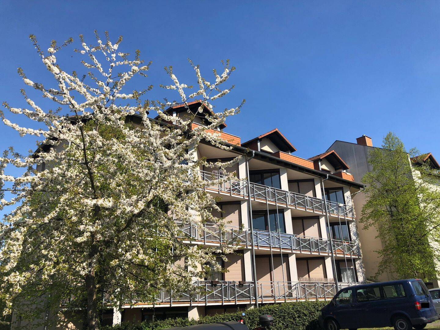 In idealer Lage zum UKGM: Gut geschnittene 1 Zimmer-Wohnung mit Balkon, Grenzbon 4, Gießen, 35392 Gießen