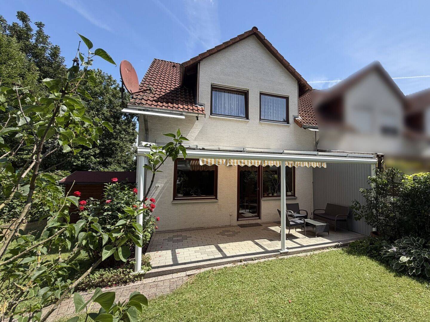 Stadtnah wohnen – Im grünen leben – Charmantes Reihenendhaus mit Garten, Stellplatz und Garage, 34127 Kassel