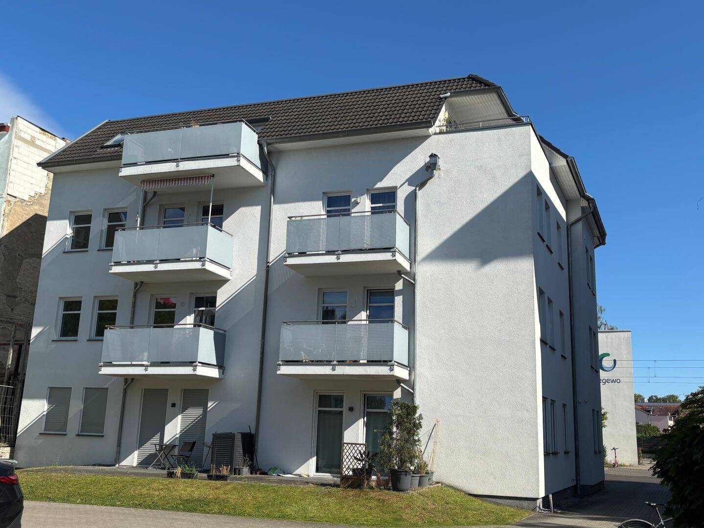Schöne 3-Zimmer-Wohnung mit 2 Balkonen und 1 Pkw-Stellplatz, 12527 Berlin (Treptow-Köpenick Grünau Karolinenhof Schmöckwitz)