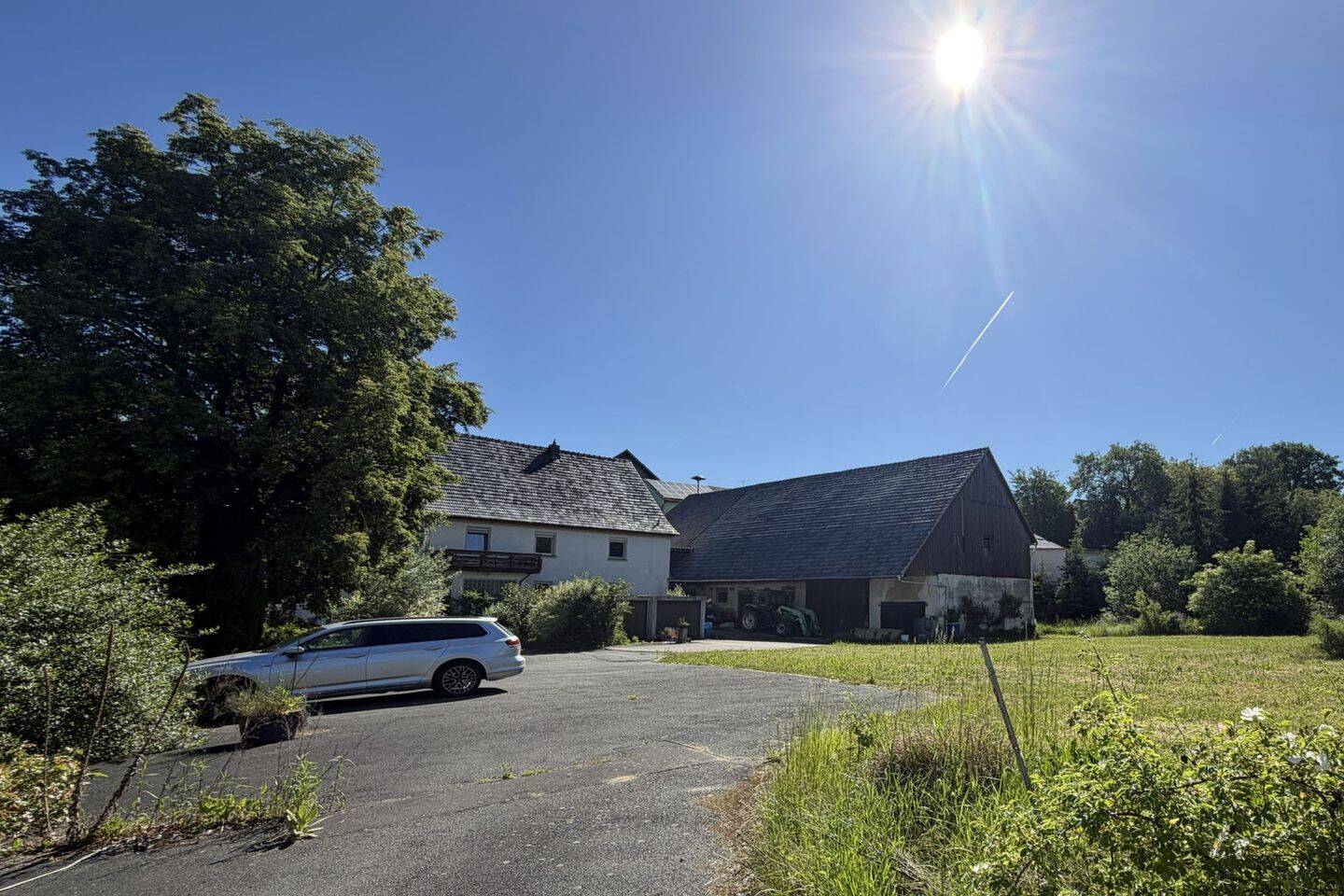 Freistehendes Bauernhaus mit großer Scheune und enormem Entwicklungsspielraum, 96472 Rödental