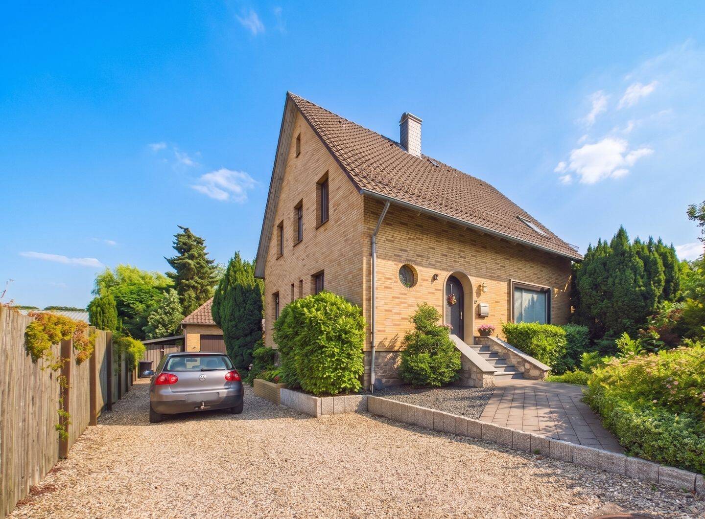 Familienfreundliches Einfamilienhaus in Sehnde – Ein Paradies für Groß und Klein!, 31319 Sehnde