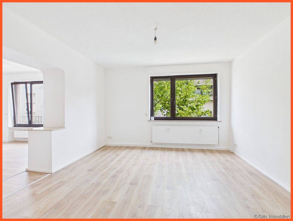 Helle 4-Zimmer/Küche/Bad in zentraler Lage – Garage im Innenhof möglich, 66352 Großrosseln