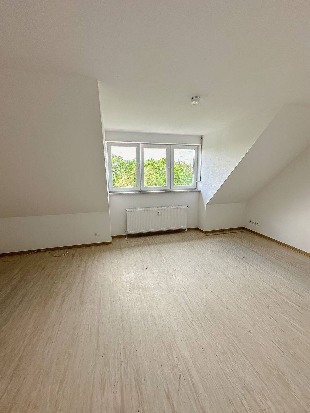 Helle 2-Zimmer-Dachgeschosswohnung in Neustadt (Dosse), 16845 Neustadt (Dosse)