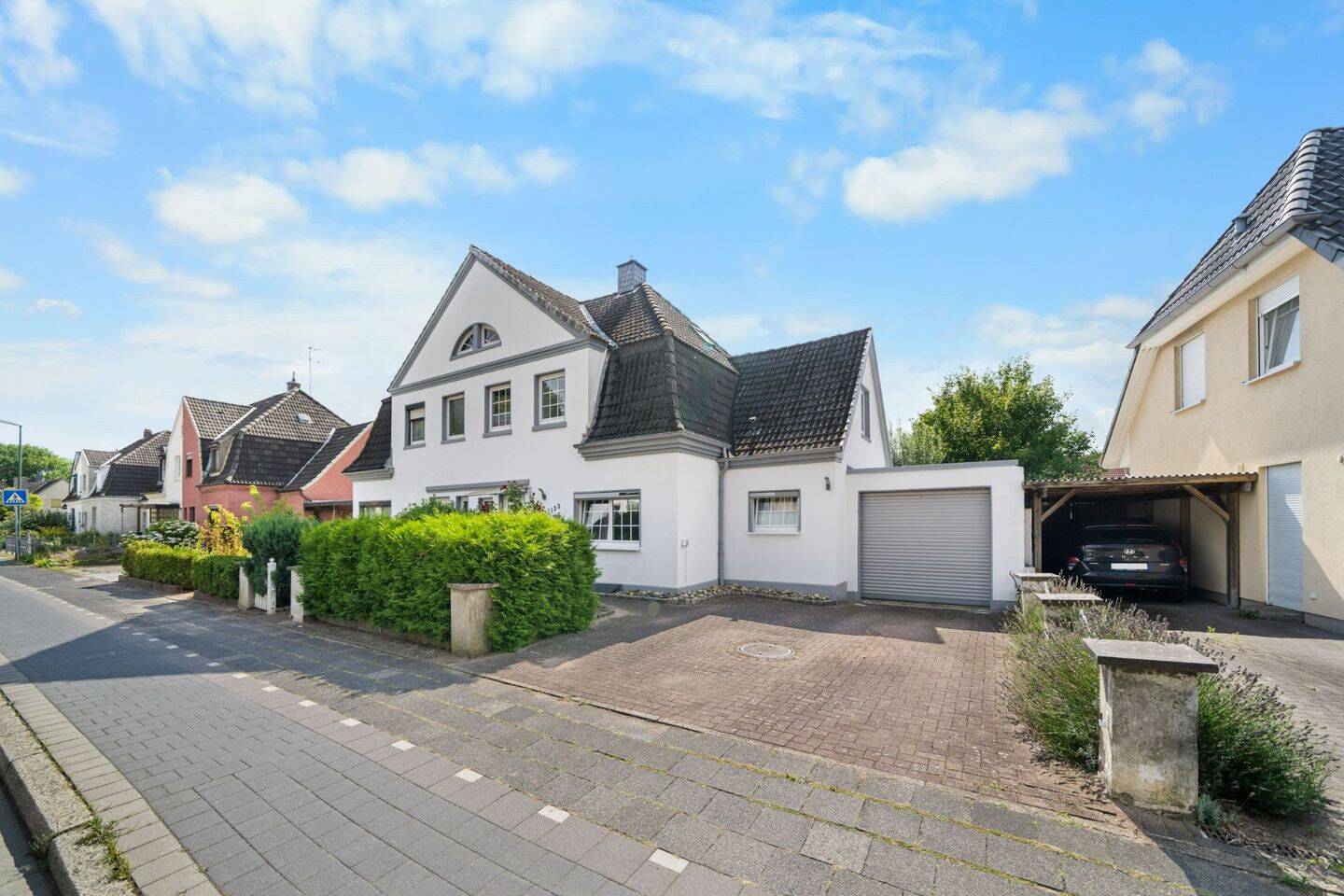Liebevoll gepflegte Doppelhaushälfte mit großzügigem Wintergarten – ohne Sanierungsstau, 24537 Neumünster (Böcklersiedlung Faldera Gartenstadt)