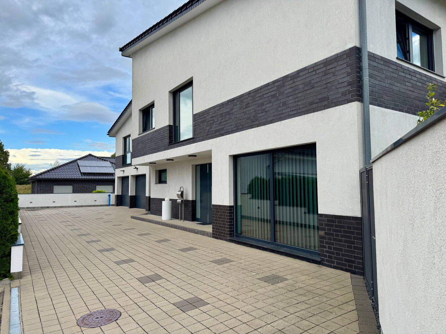 Architektonisches Statement in Feldrandlage, 38471 Rühen