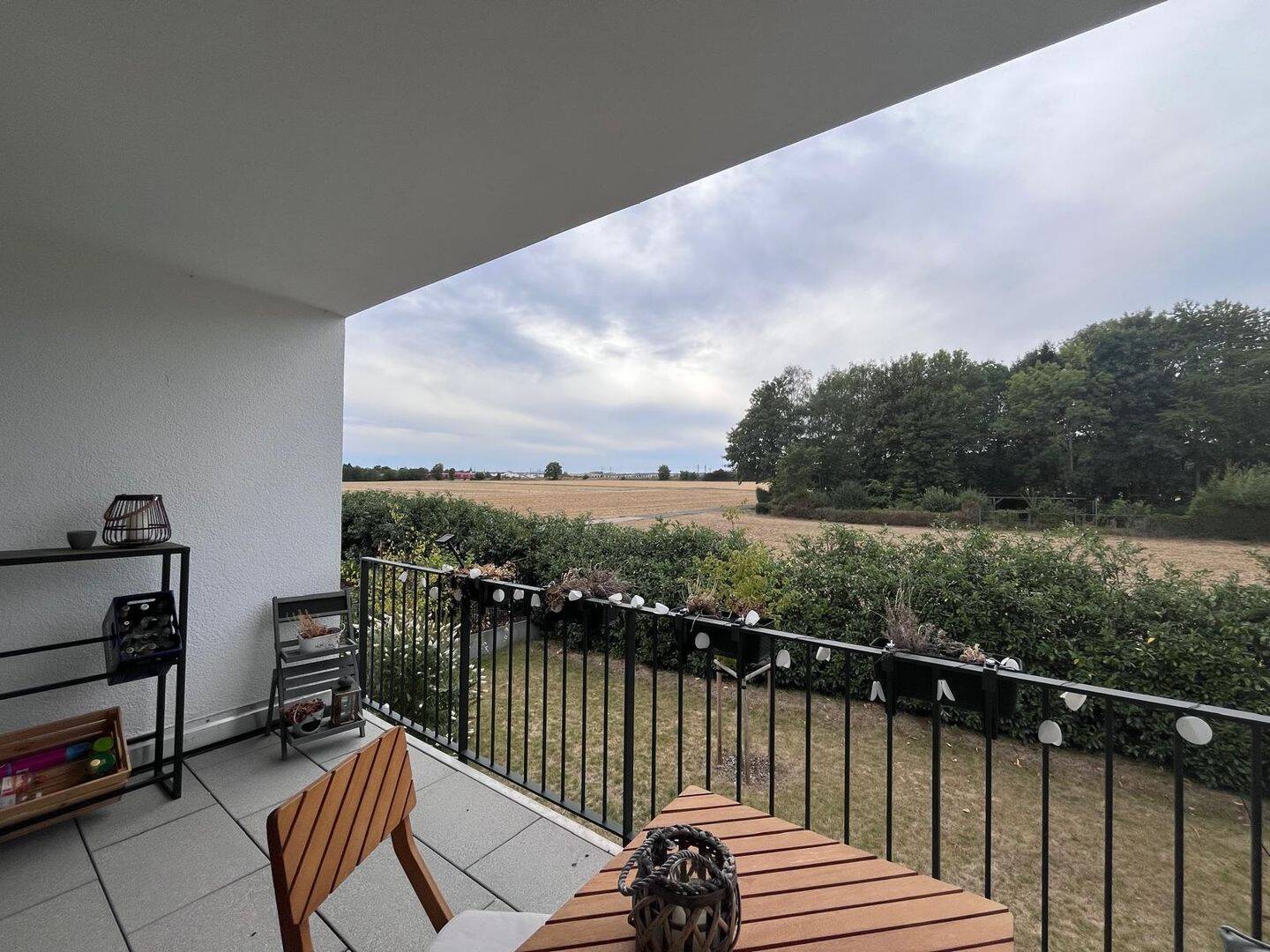 Modern wohnen in Nieder-Weisel – 3 Zimmer mit Balkon und zwei Stellplätzen, 35510 Butzbach
