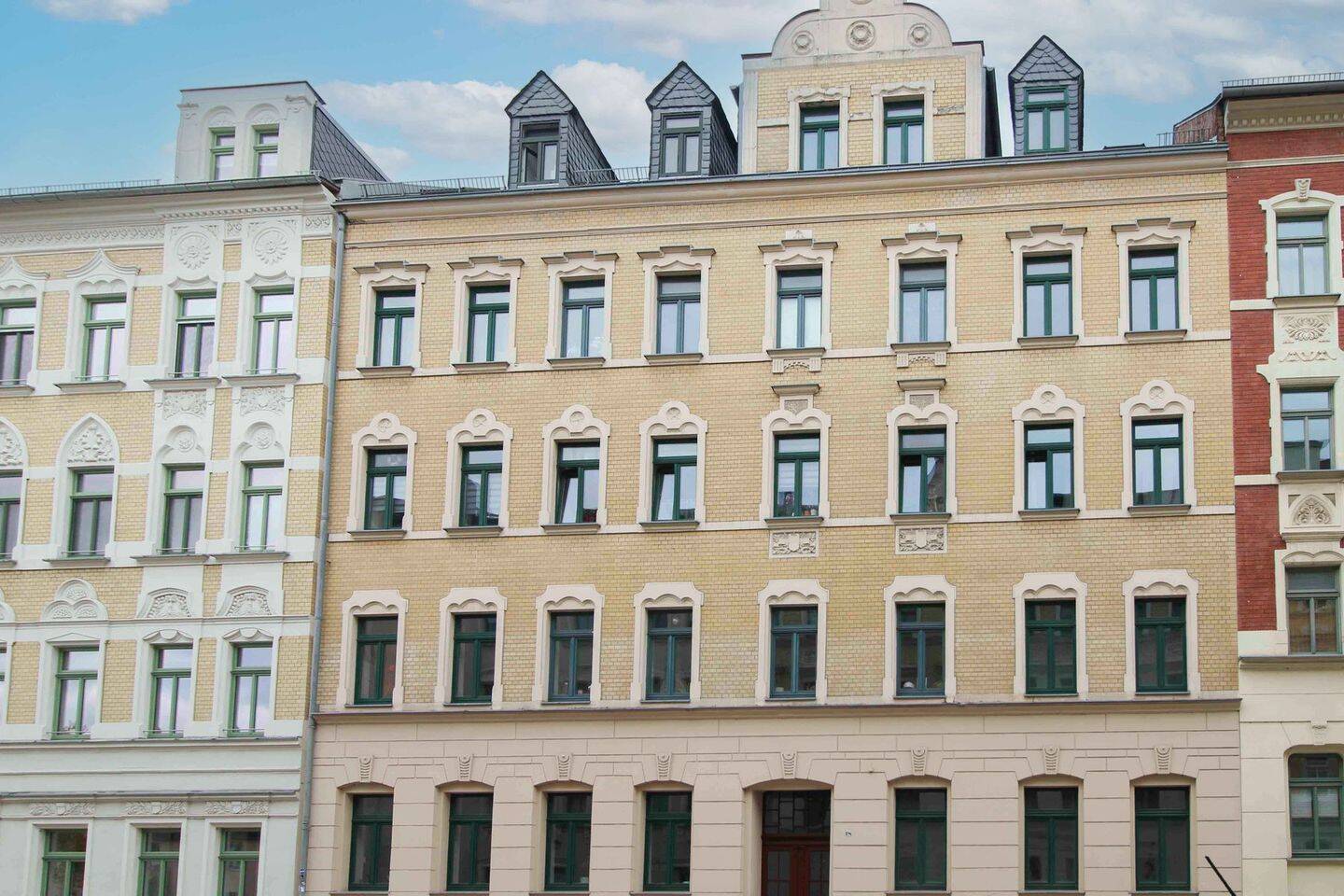 Tolle 2 Zimmer Wohnung + zentrumsnah + neu renoviert, 9113 Chemnitz