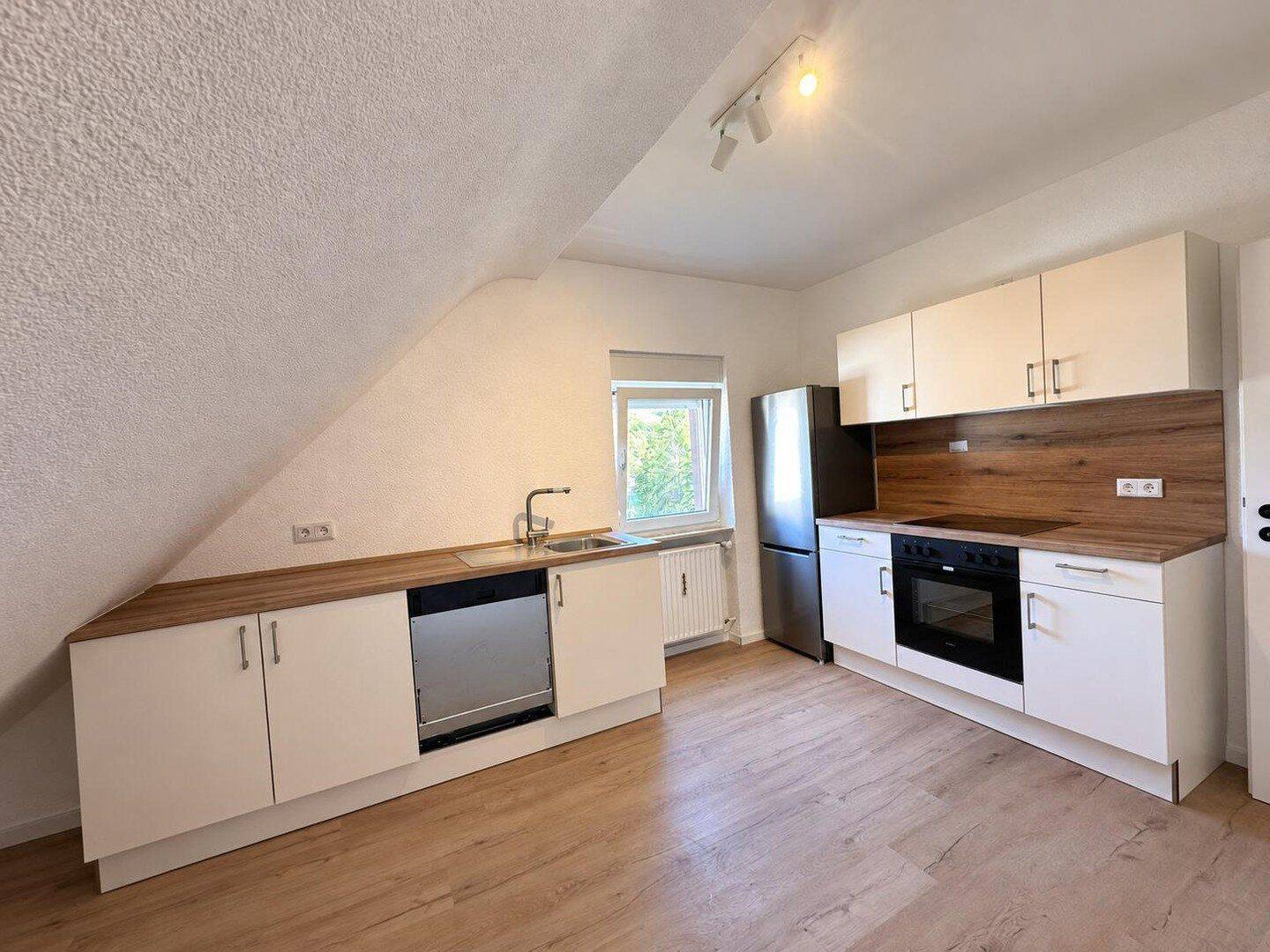 3-Zimmer | Hell | Erstbezug | Neue EBK | Stellplatz, 55606 Hahnenbach