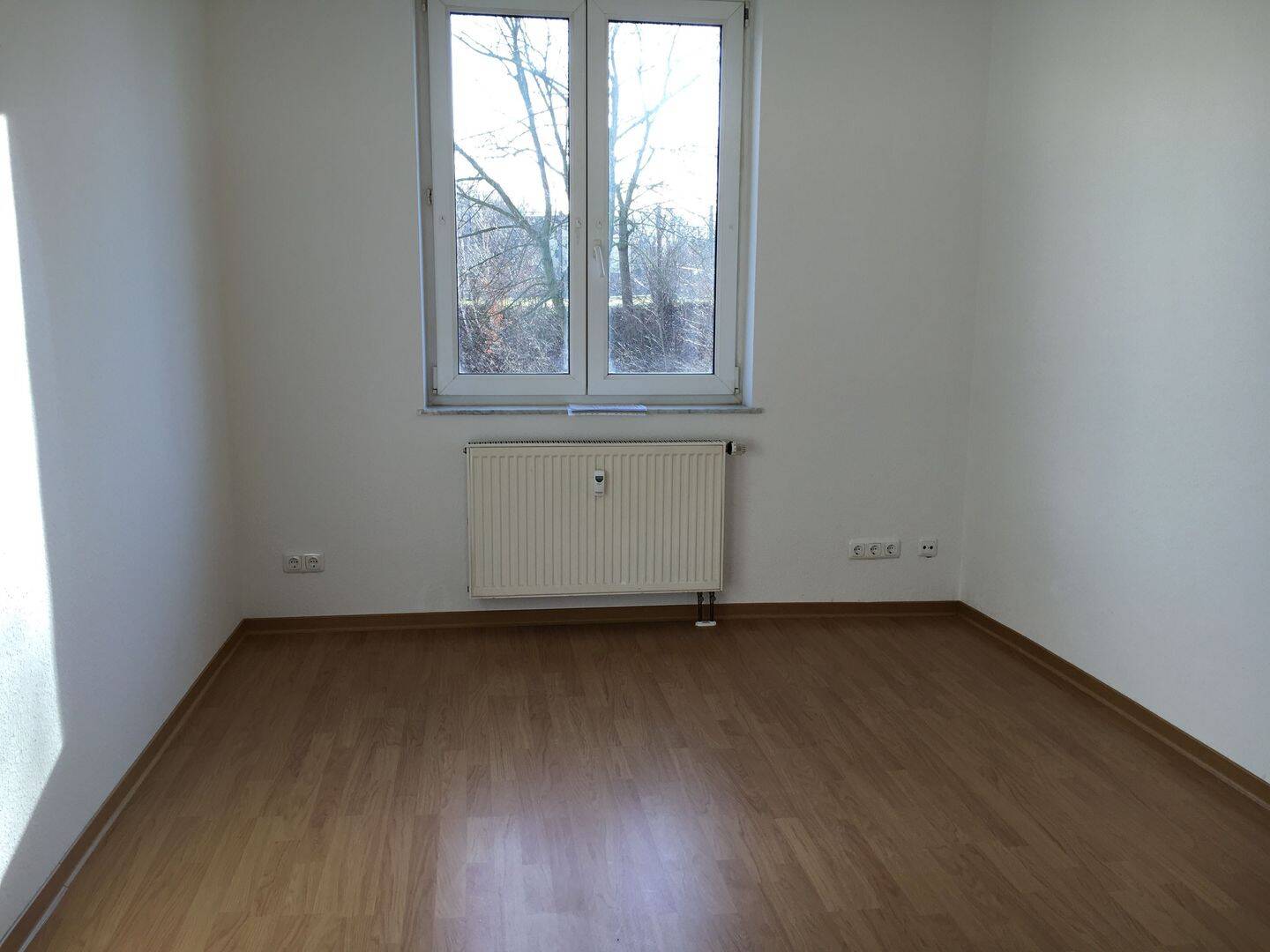 Wohnen im schönen Wohngebiet 3 Zimmer – hell und ruhig, 7973 Greiz