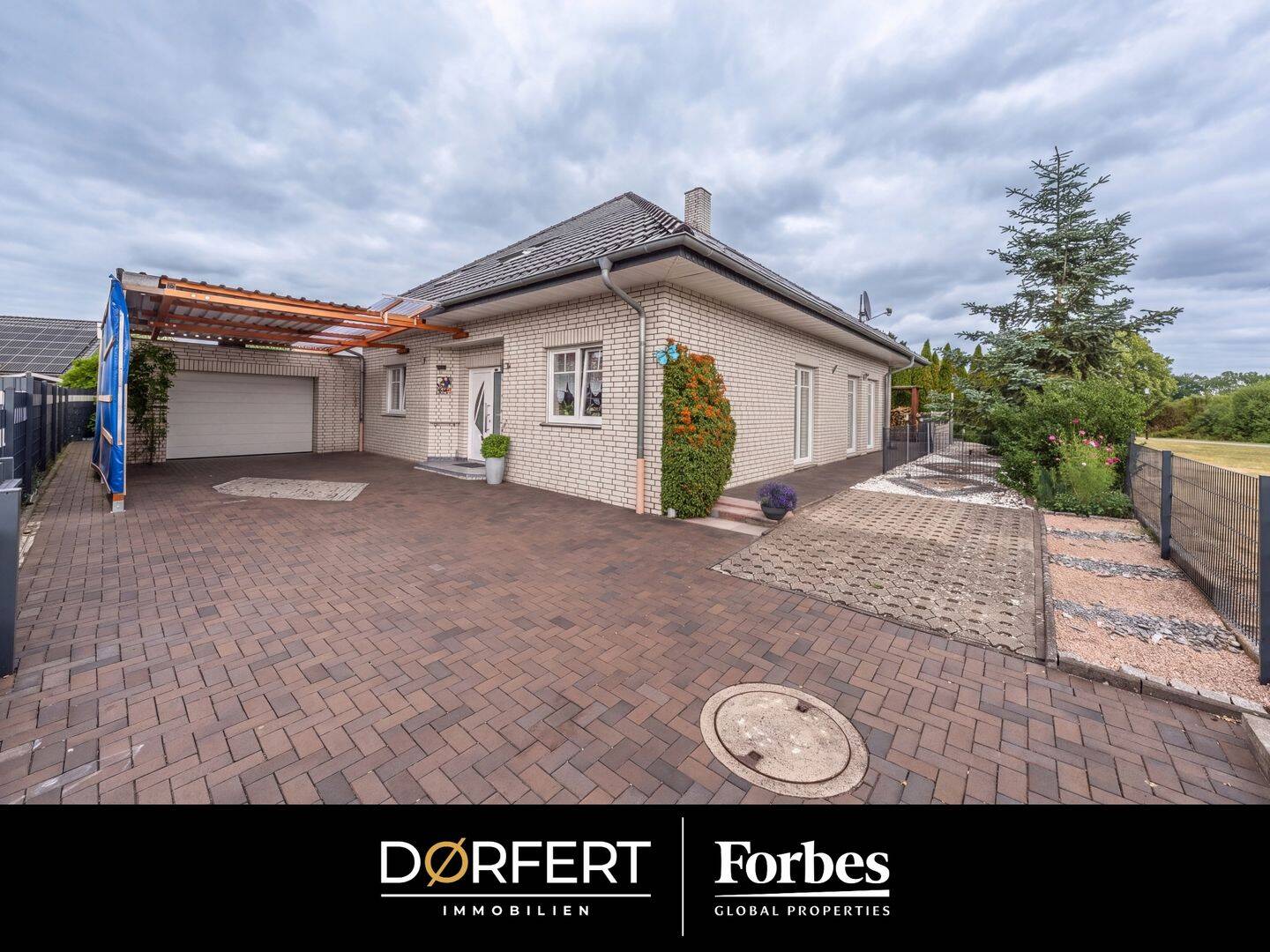 Einfamilienhaus mit zwei Wohnbereichen Sauna +Pool, 49163 Bohmte