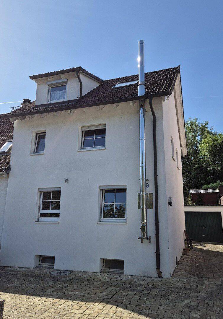 12’000 € Maklerkosten gespart! Modernisierte DHH mit Garten: zentrumsnah, ruhig, günstige NK, 73431 Aalen
