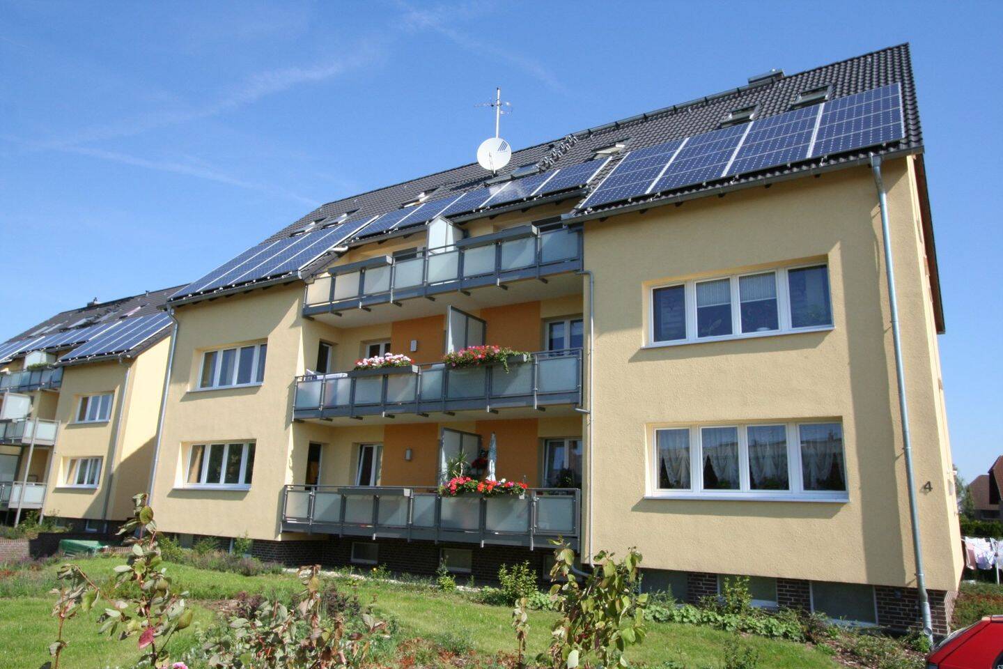 Modernisiertes Kuscheldachgeschoß für pfiffige Single´s!, 31275 Lehrte
