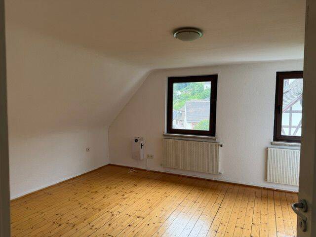 Vermietung Dachgeschoßwohnung, 67468 Neidenfels