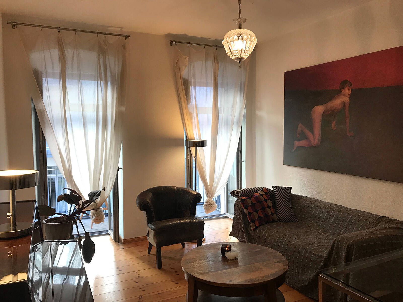 Berlin Mitte – Charming two-room Altbau with balcony (and a piano), 10115 Berlin (Mitte Wedding)