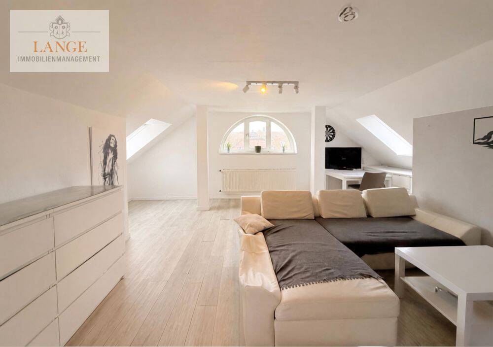 Hann.-Linden: Vermietung, top zentral gelegene 3-Zi. DG-Wohnung mit tollem Ausblick über Hannover, 30449 Hannover