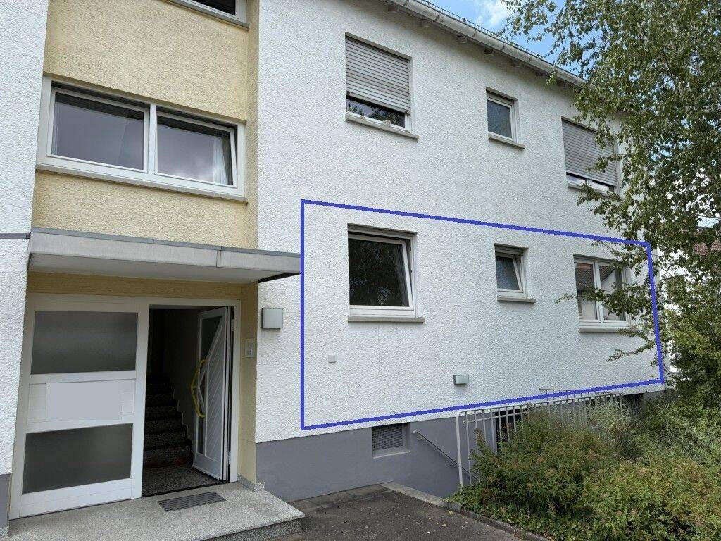 Sanierungsbedürftige 3-Zimmer-Eigentumswohnung mit Balkon und Stellplatz in Darmstadt-Eberstadt, 64297 Darmstadt (Eberstadt)