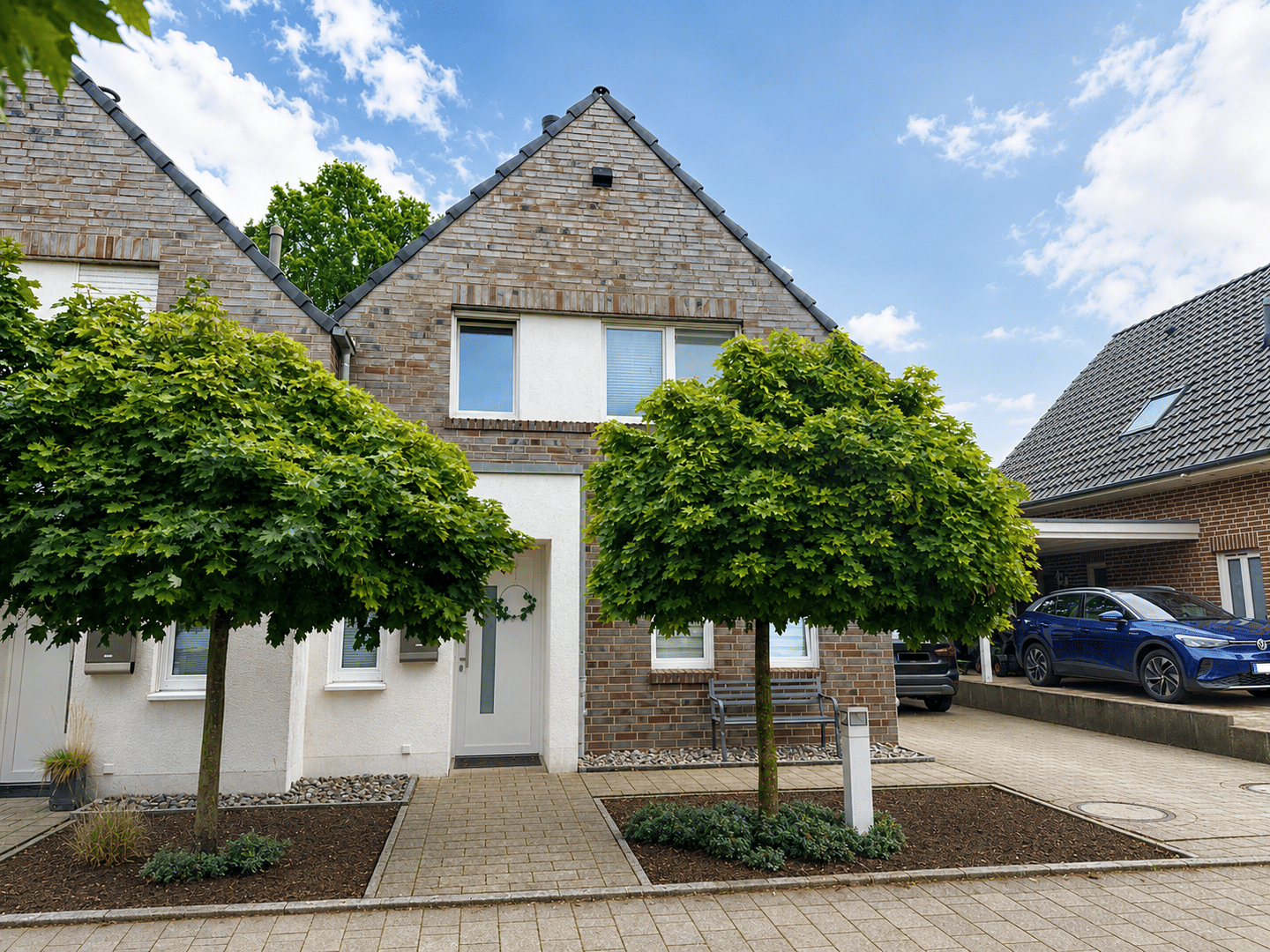 Moderne Doppelhaushälfte in Sackgassenlage (Emsauenpark), 49808 Lingen (Ems)