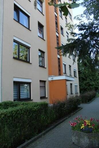 Charmante 2 Zimmer Belle Etage, 90425 Nürnberg