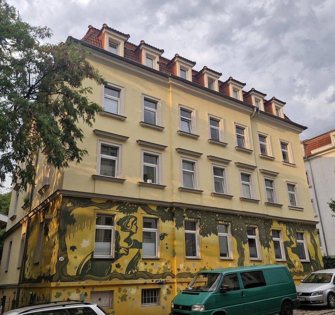 Bezugsfreie 2-Zimmer-Dachgeschosswohnung im Hechtviertel Dresden inkl Parkplatz, 1097 Dresden (Innere Neustadt Leipziger Vorstadt Pieschen-Nord/Trachenberge Äußere Neustadt)
