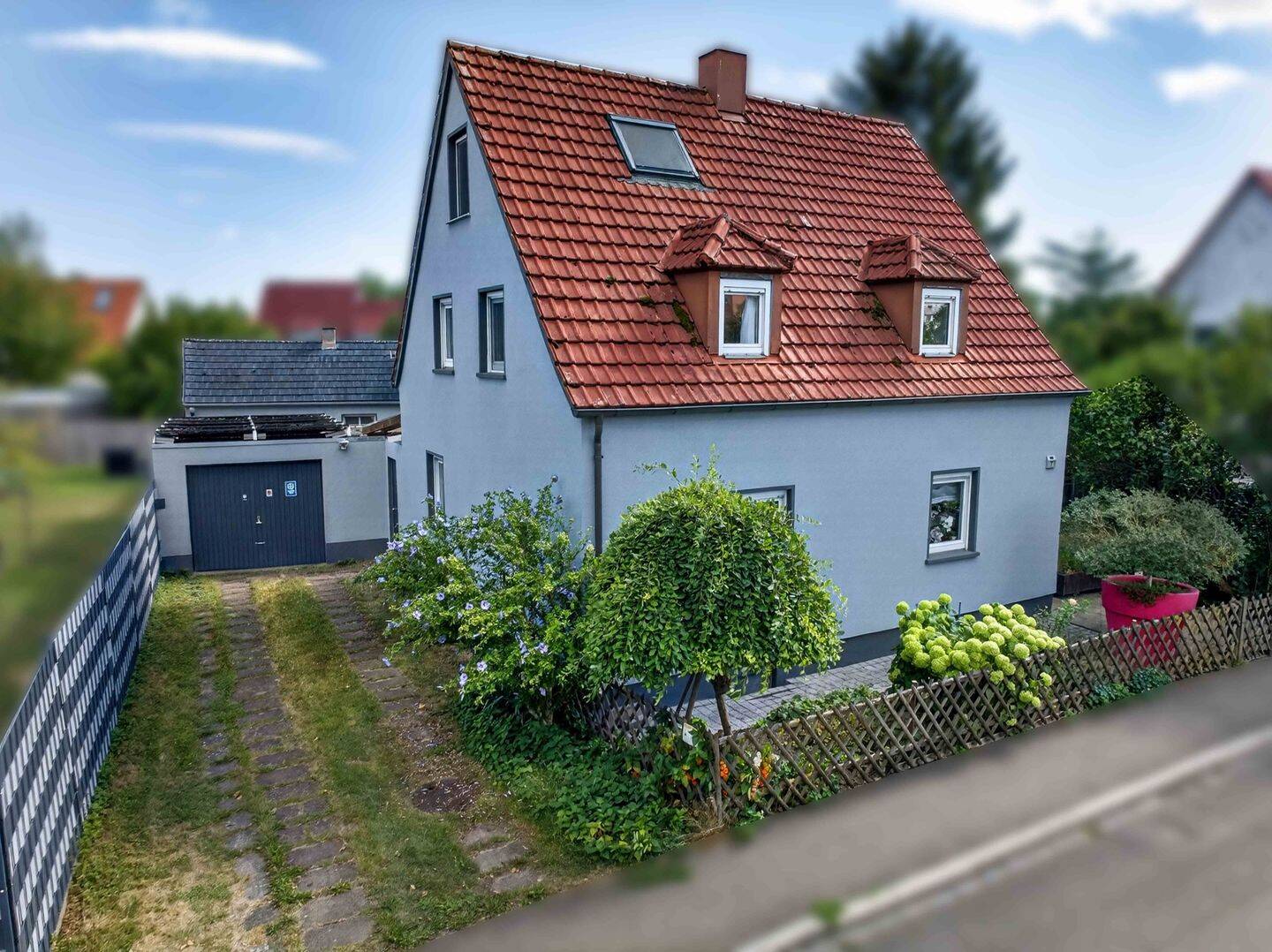 Ein Zuhause zum Wohlfühlen – Einfamilienhaus mit privatem Garten, 89231 Neu-Ulm
