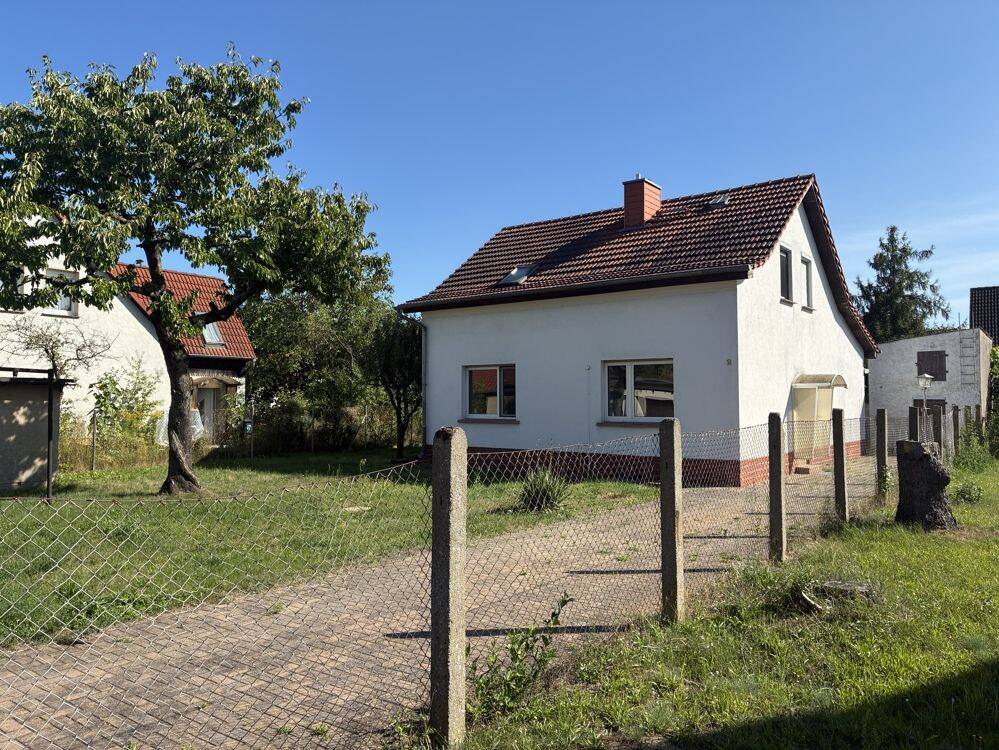 Einfamilienhaus bei Frankfurt (Oder): ruhige Lage, Garage, 15295 Brieskow-Finkenheerd