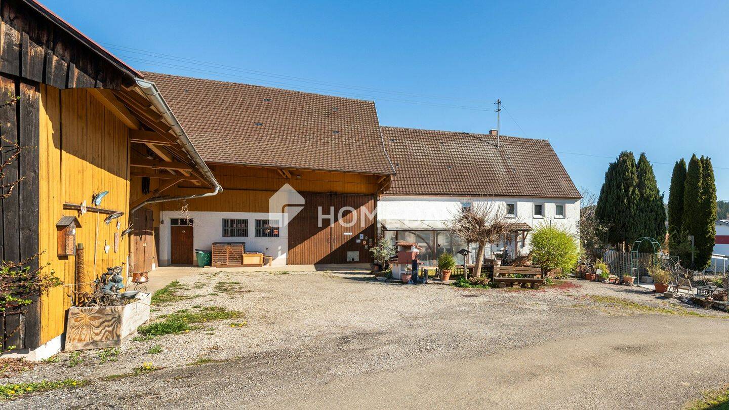 Charmantes Bauernhaus mit großzügigem Grundstück und vielseitigen Nutzungsmöglichkeiten, 86381 Krumbach (Schwaben)