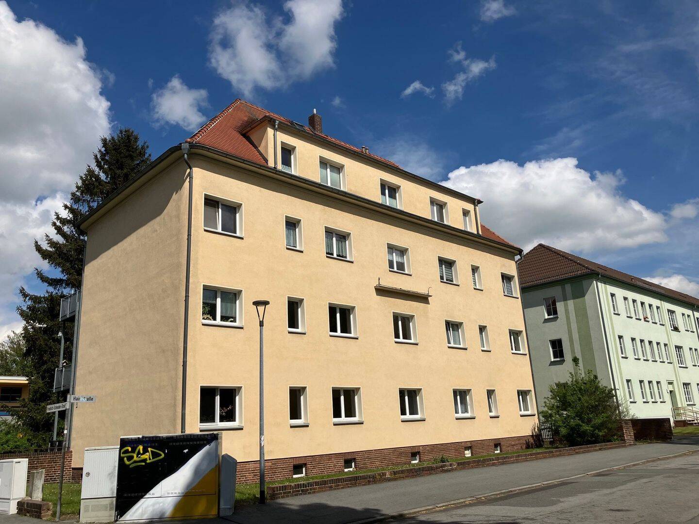 Sanierte 3-Raumwohnung mit Balkon und Einbauküche, 2763 Zittau