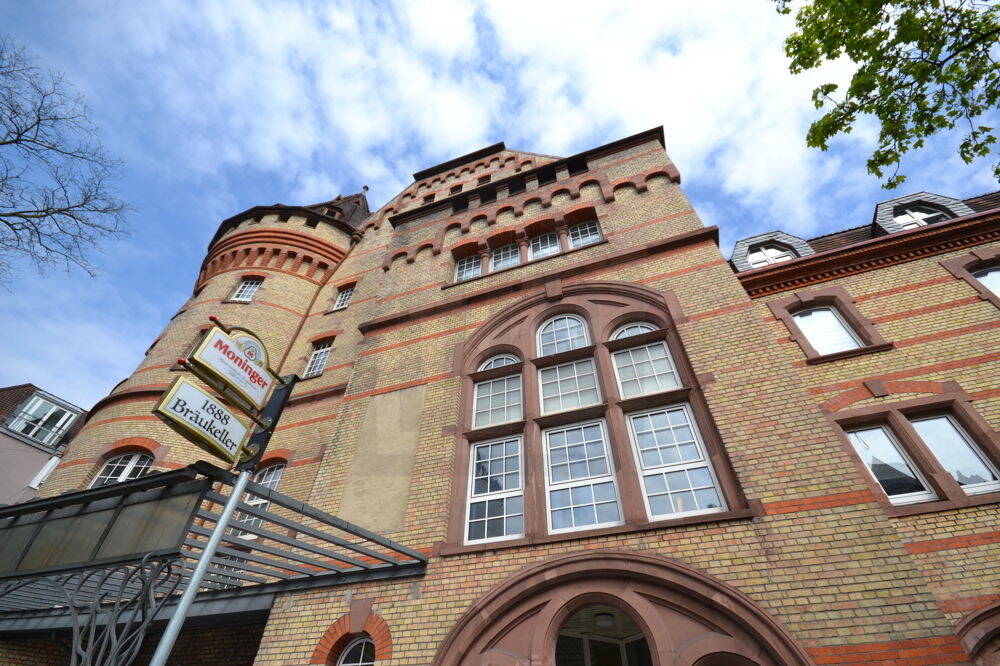 Denkmalgeschützte Immobilie mit Potenzial für neuen Wohnraum, 76135 Karlsruhe (Beiertheim-Bulach Oberreut Südweststadt Weststadt)