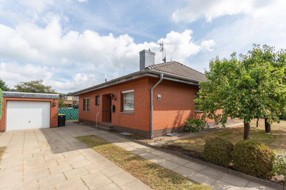 Solider Bungalow in Gr. Mackenstedt/Stelle für die kleine Familie!, 28816 Stuhr