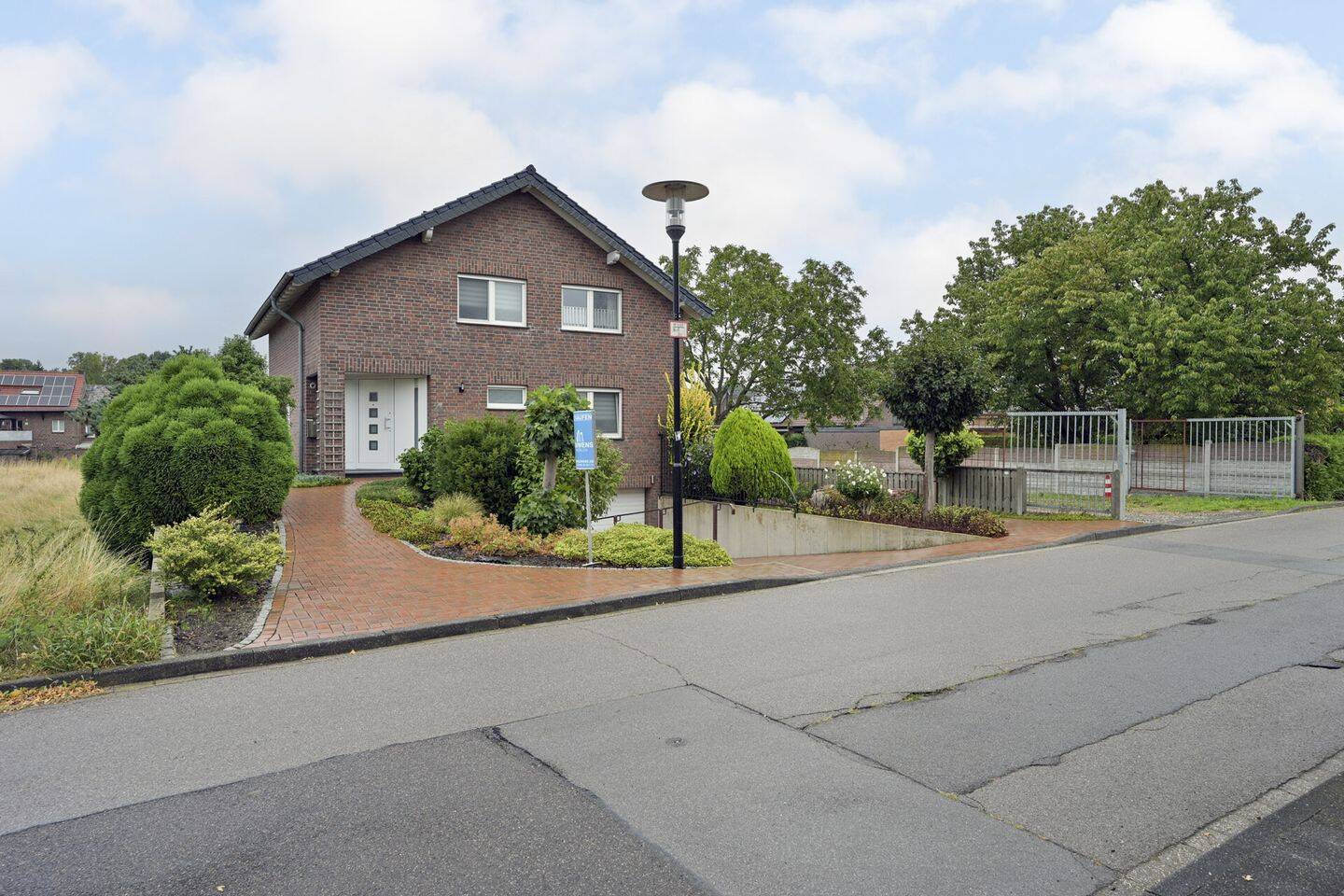 Familienfreundliches Zuhause mit besonderem Wohngefühl, Kamin und Garten in Selfkant-Höngen!, 52538 Selfkant
