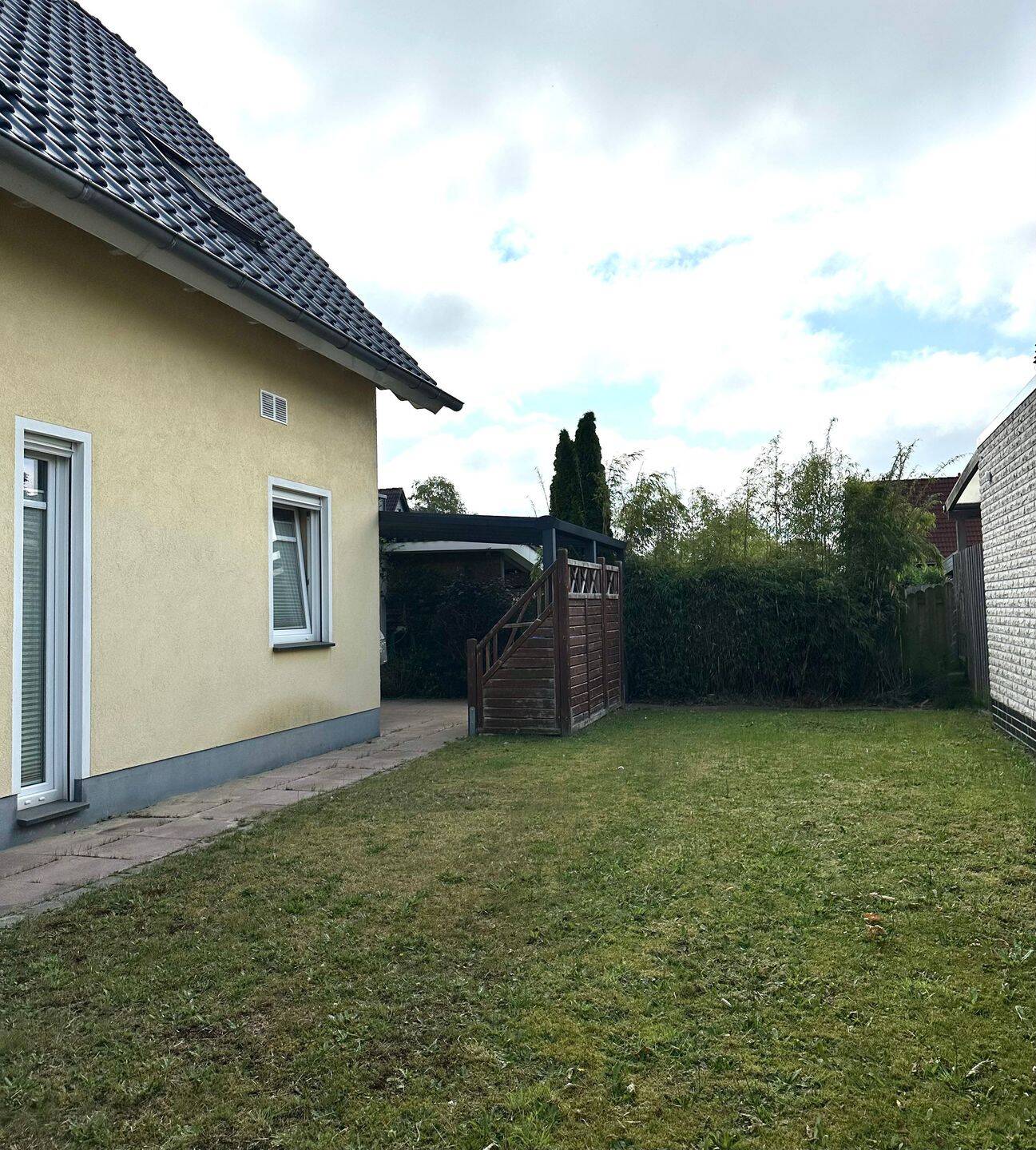 Attraktives Einfamilienhaus mit eigenem Garten und Garage – in ruhiger Wohnlage, 26127 Oldenburg (Oldb) (Alexandersfeld Bürgerfelde Nadorst)