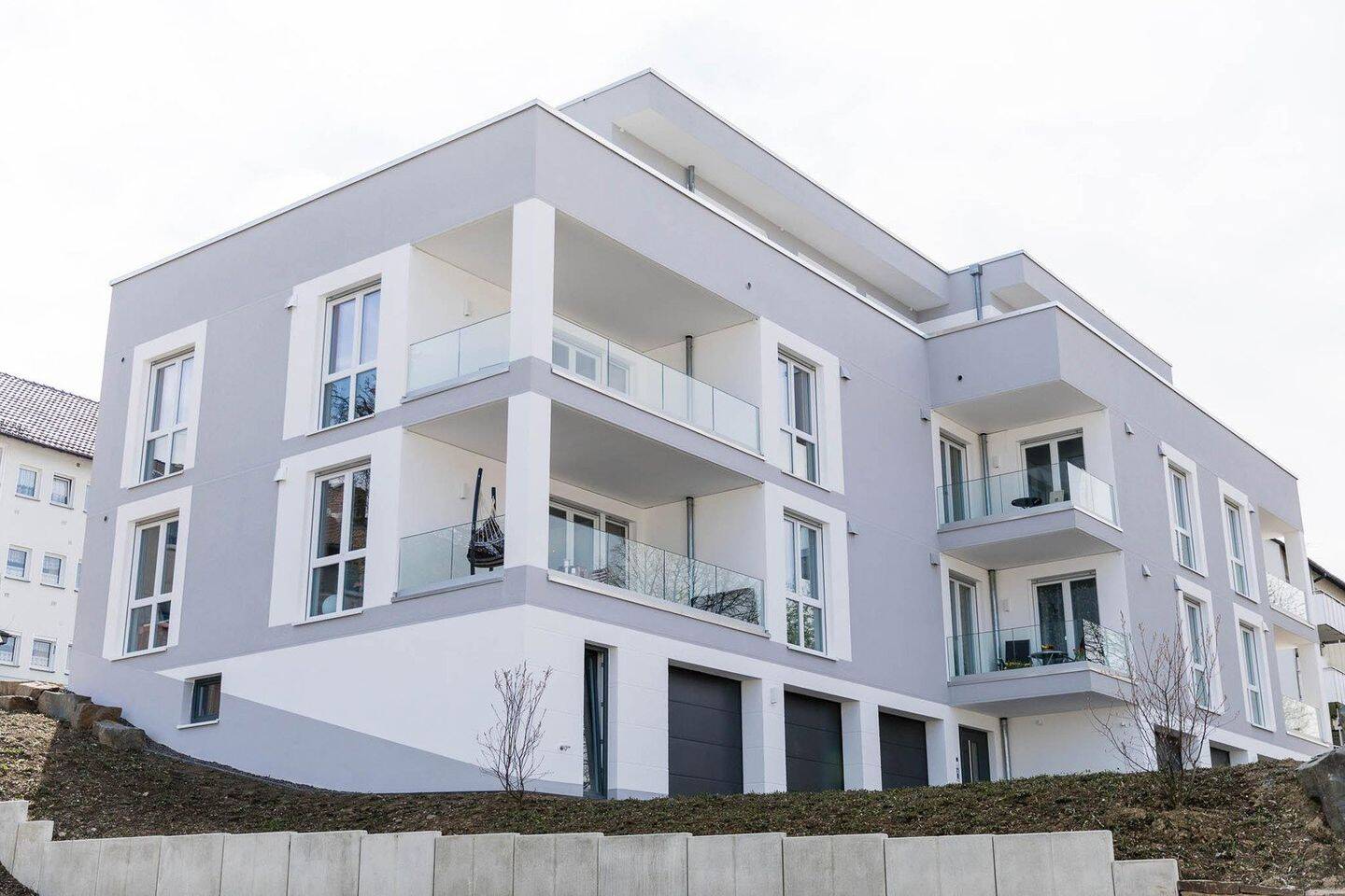 2 Zimmer Wohnung zentral in Olpe mit Balkon und Garage, 57462 Olpe