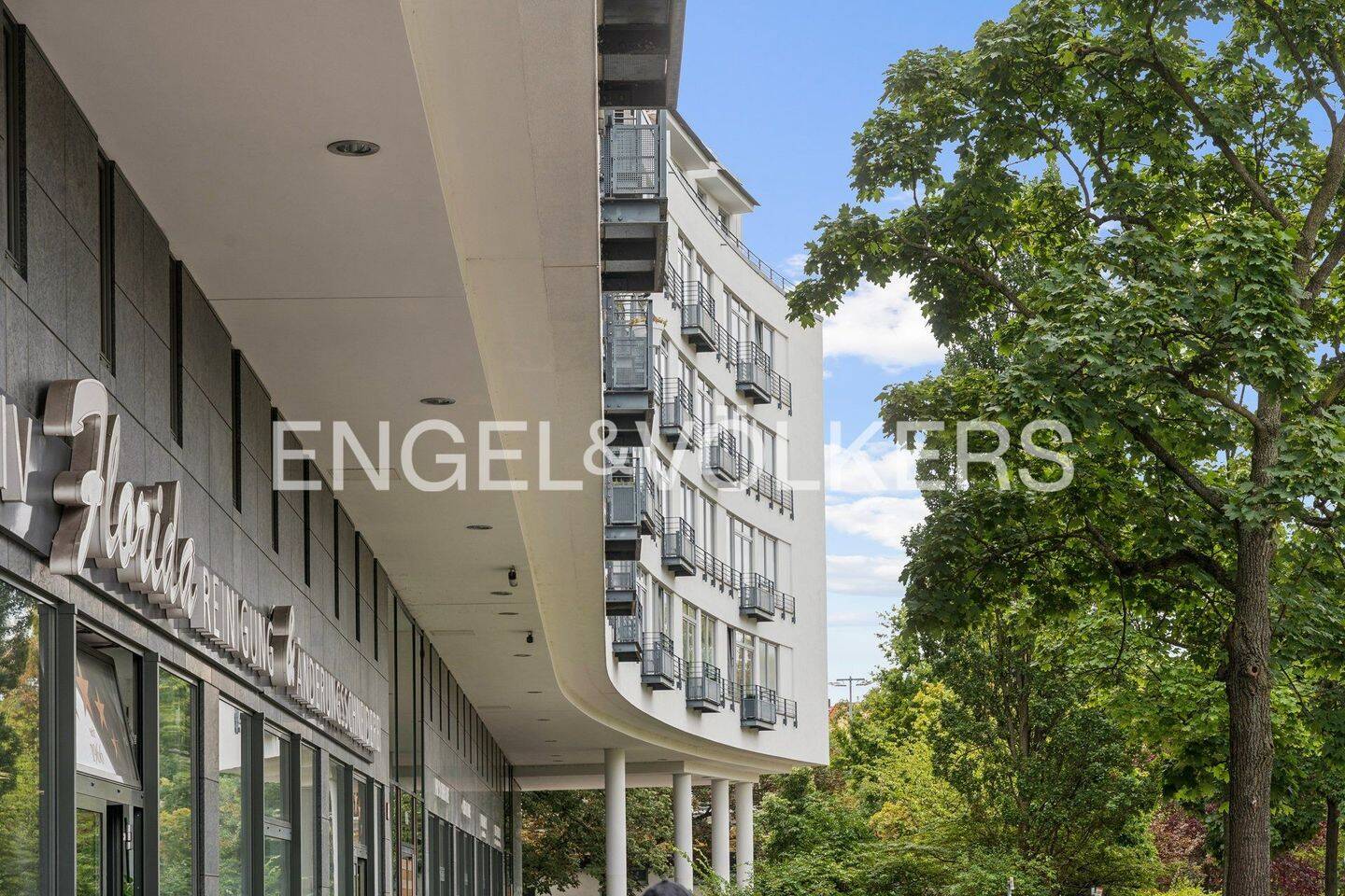 Lichtdurchflutete Familienwohnung in Volksparknähe mit zukunftsweisendem Energiekonzept, 10715 Berlin (Charlottenburg-Wilmersdorf Wilmersdorf)