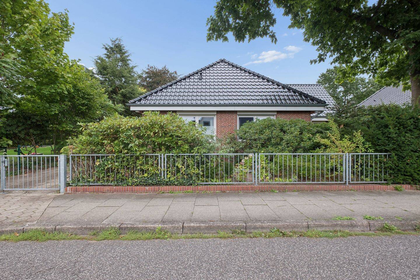 Elbnah wohnen in Schulau – gepflegtes Familienhaus in Wedel mit zeitgemäßem Charme., 22880 Wedel