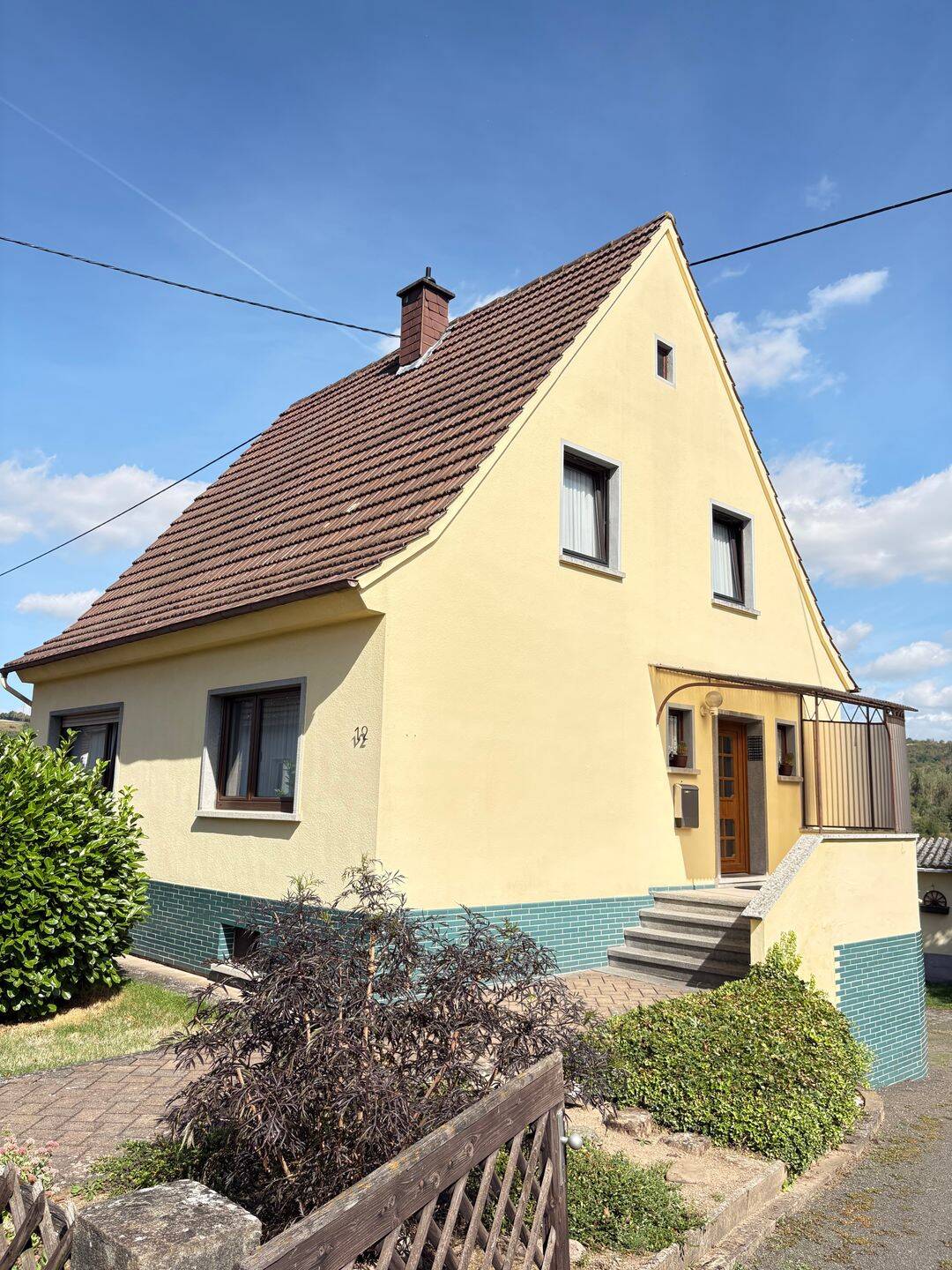 Gemütliches Einfamilienhaus mit großem Grundstück und tollem Weitblick, 55627 Merxheim