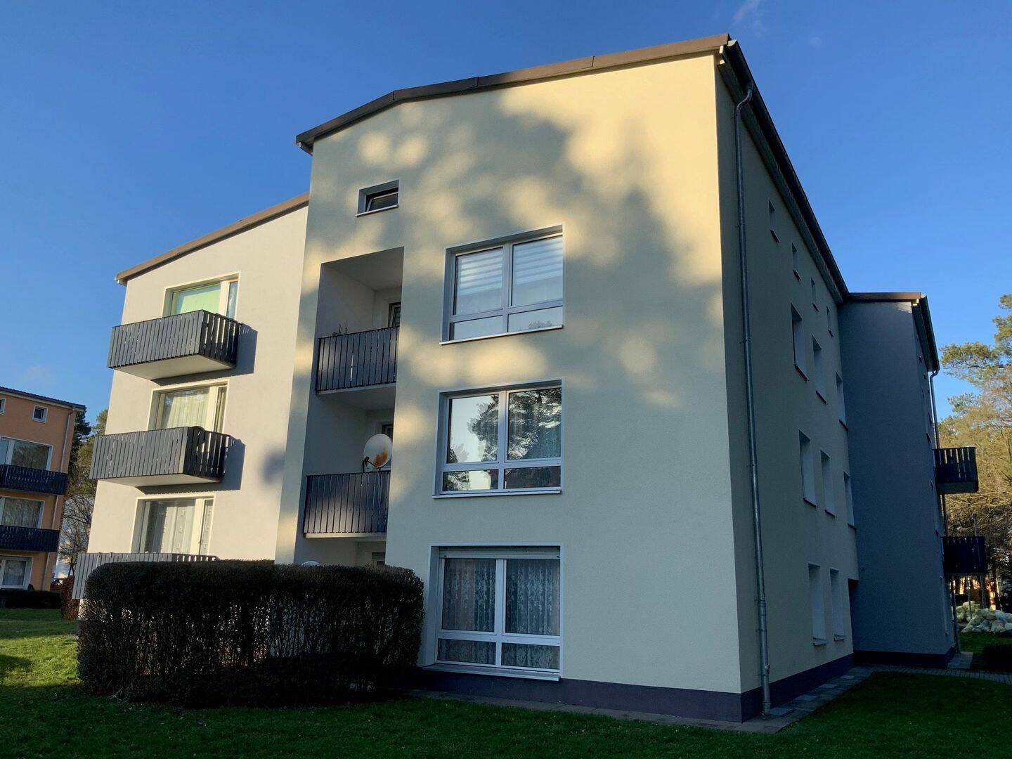 Erstbezug nach Sanierung – Erdgeschosswohnung mit Terrasse zu vermieten, 35260 Stadtallendorf