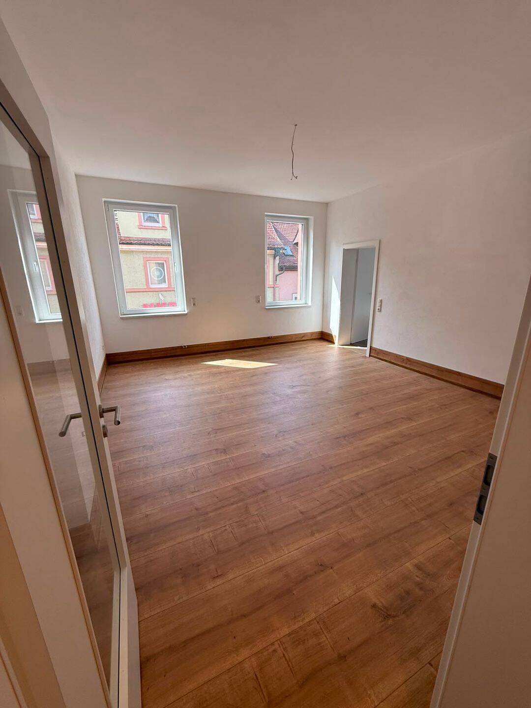 4 Zimmer Wohnung, Erstbezug nach Kernsanierung in zentraler Innenstadtlage, 97816 Lohr a. Main (Lohr)
