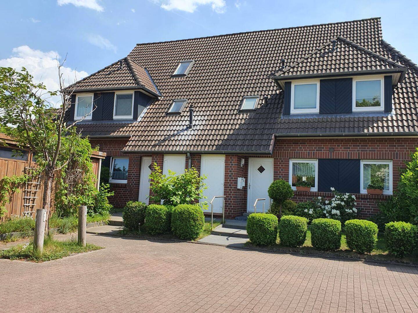 Charmante Maisonette-Eigentumswohnung mit Balkon in Neu Wulmstorf, 21629 Neu Wulmstorf