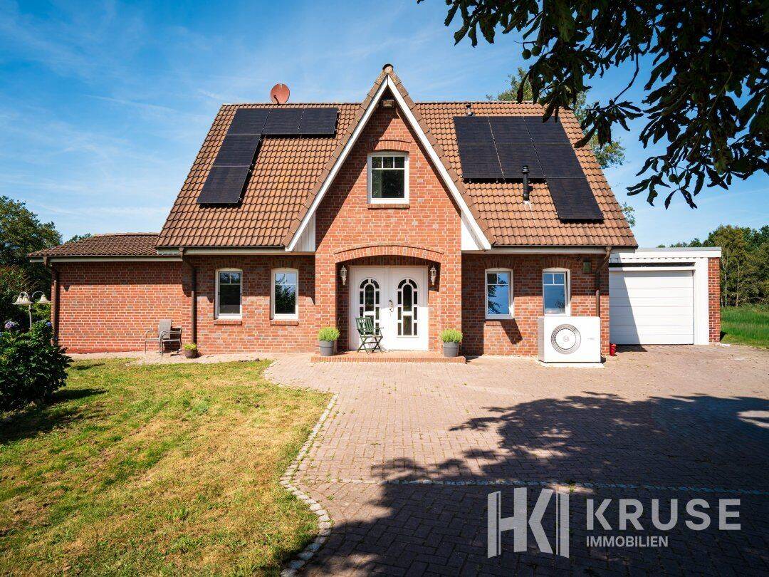 Modernes Einfamilienhaus mit viel Platz auf weitläufigem Grundstück sucht neuen Eigentümer, 21755 Hechthausen