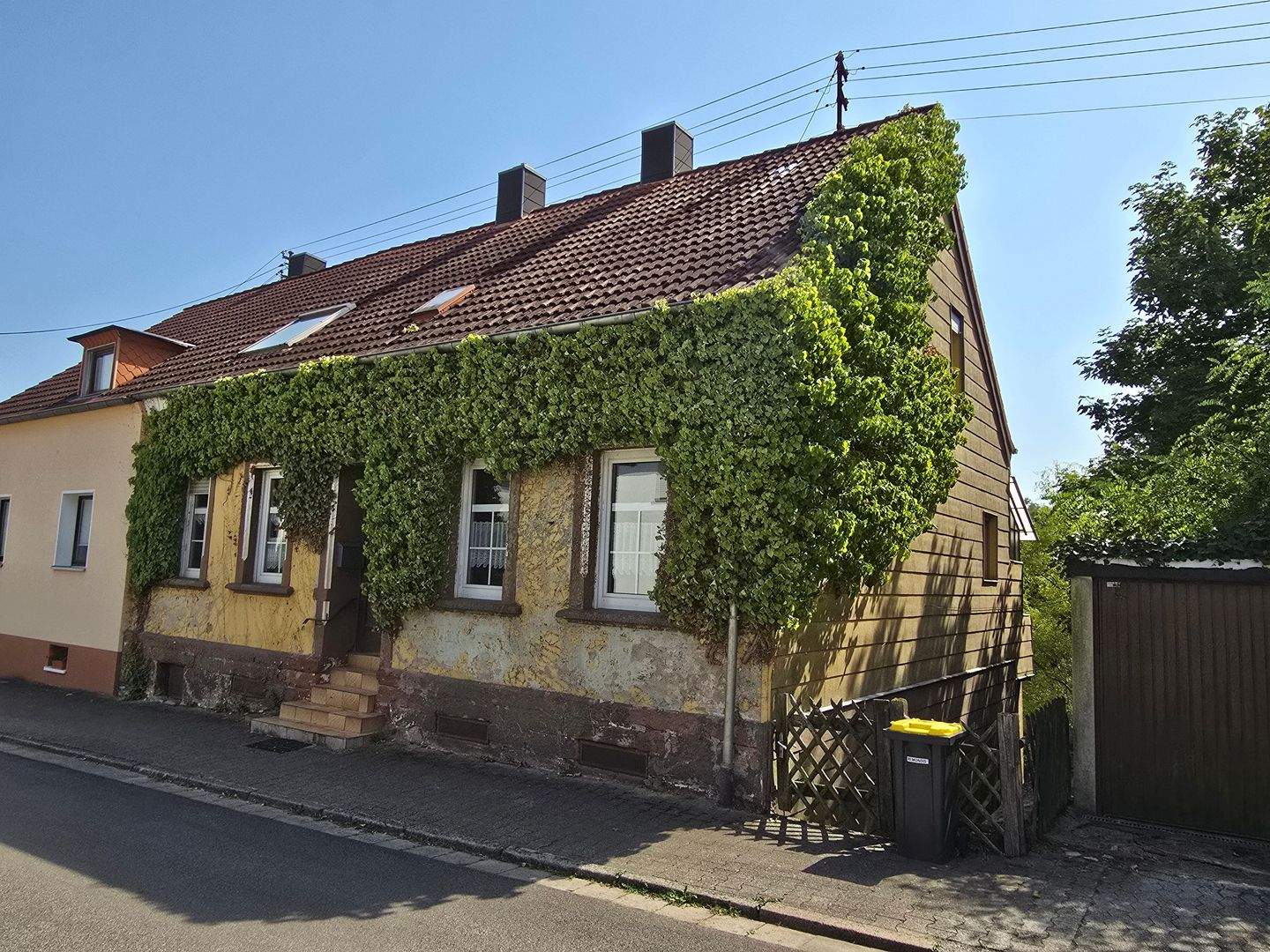 Einfamilienhaus mit großem Grundstück in ruhiger Lage von Frankenholz, 66450 Bexbach