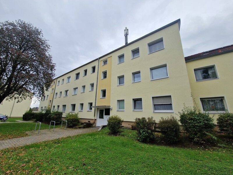 Das hat Klasse – mit schöner Terrasse!, 38126 Braunschweig (Braunschweig Lindenbergsiedlung Mascherode Rautheim Südstadt)