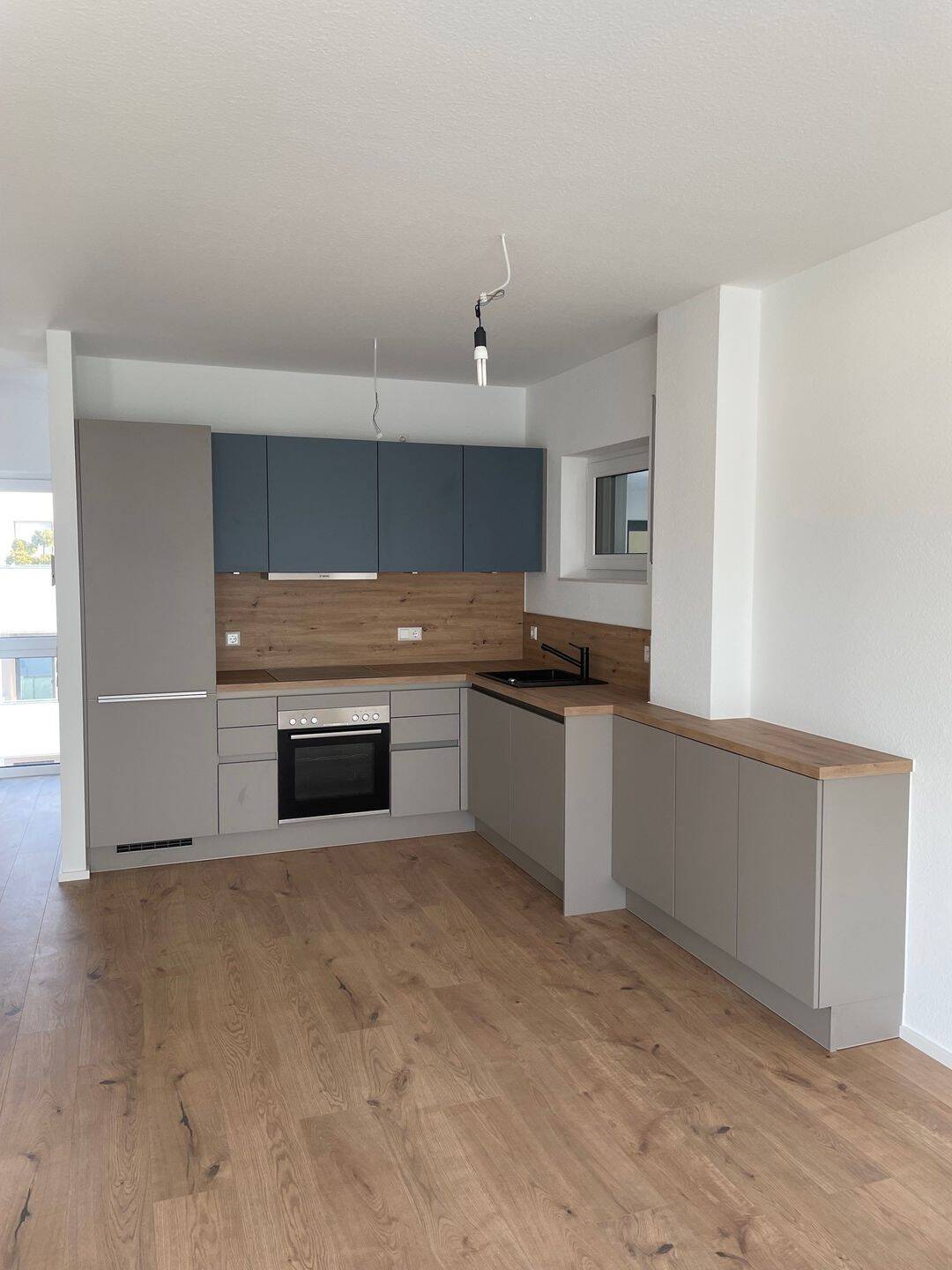 Moderne & exklusive – 2,5 Zimmer Wohnung, 89150 Laichingen