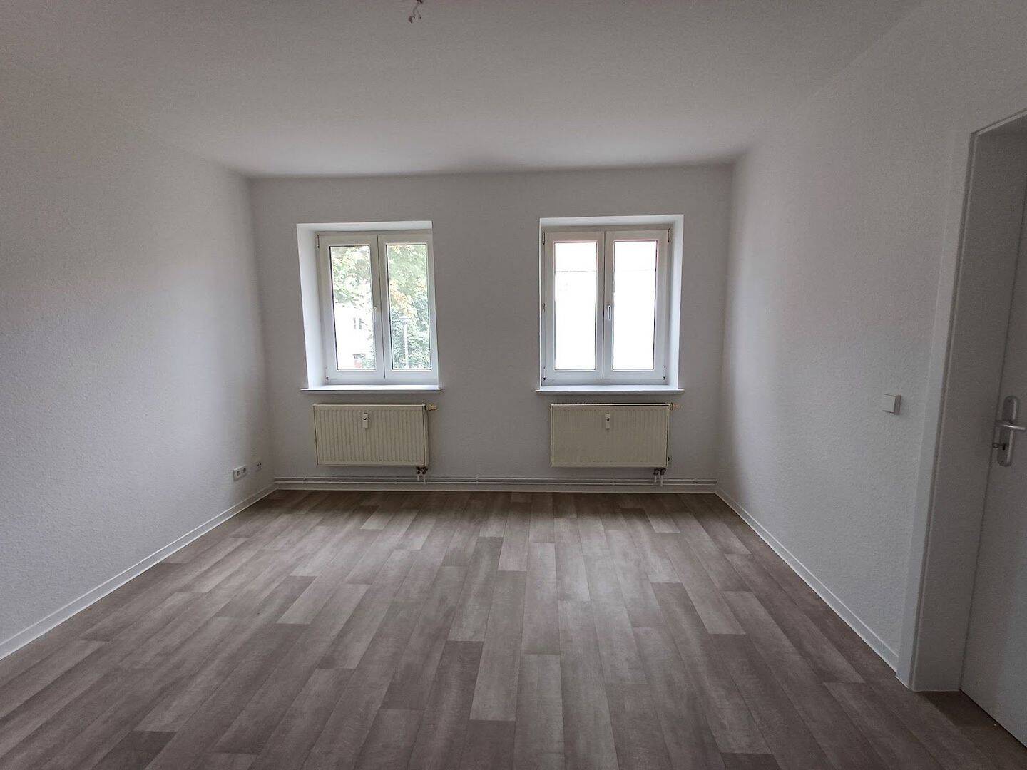 Wir haben für Sie neu saniert – 1. OG links, 6217 Merseburg