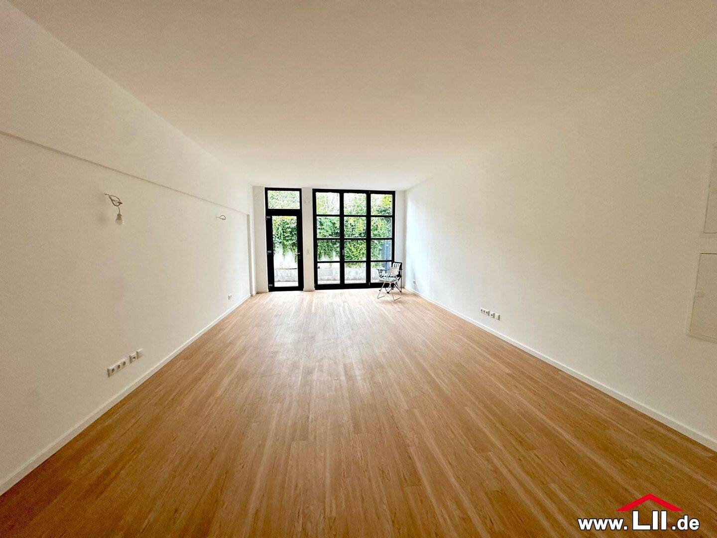 Kernsanierte 1-Zimmer-Wohnung mit modernem Loft-Flair in Heddernheim, 60439 Frankfurt am Main (Heddernheim Kalbach Niederursel Praunheim)