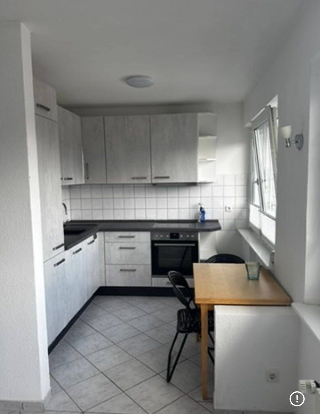Vollmöblierte 2,5-Zimmer-Maisonette-Wohnung mit Einbauküche, 42277 Wuppertal (Barmen)