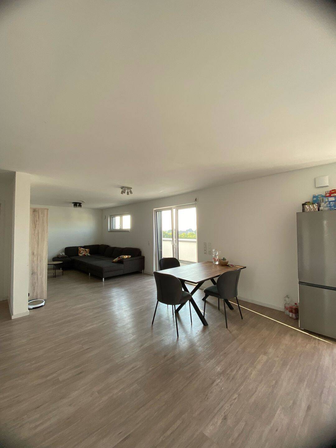 3-Zimmer Wohnung mit großer Terrasse, 52351 Düren