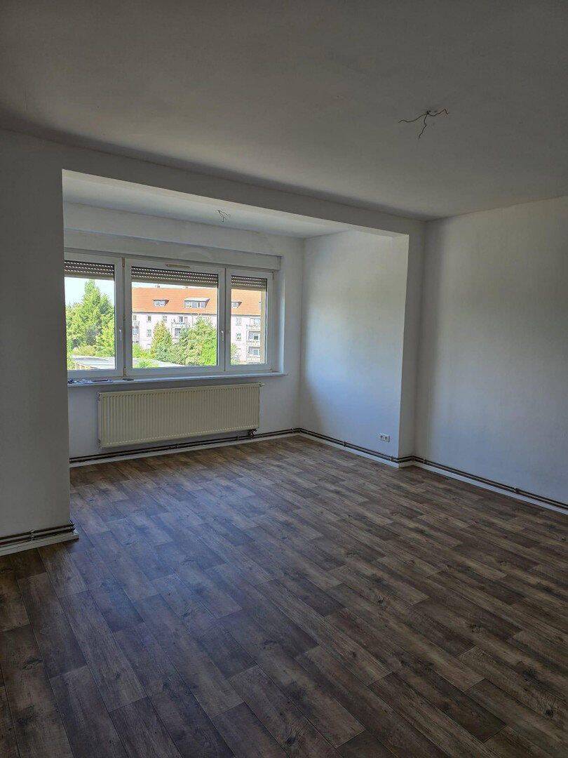 ! Wolfen – schöne 3-Raum-Wohnung – AB SOFORT ! M5, 6766 Bitterfeld-Wolfen