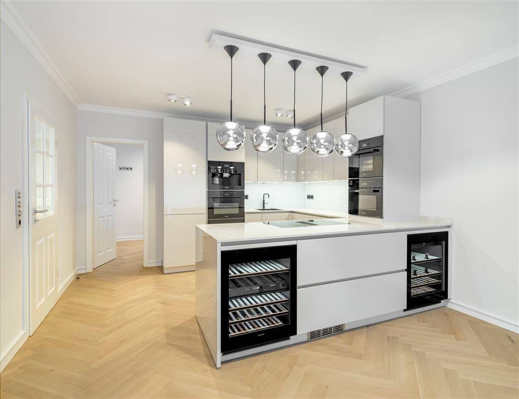 Luxussanierte Wohnung fußläufig zum Mühlenkamp, 22301 Hamburg (Hamburg-Nord Winterhude)